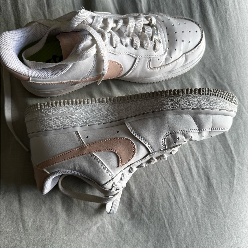 Nike White and Yellow Sneakers